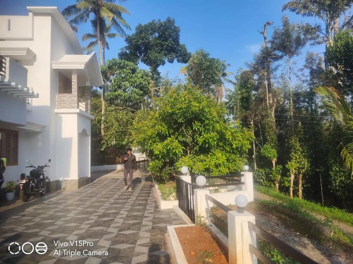 Villa 4Bhk White Snow Spacious Holiday Home Munnar
